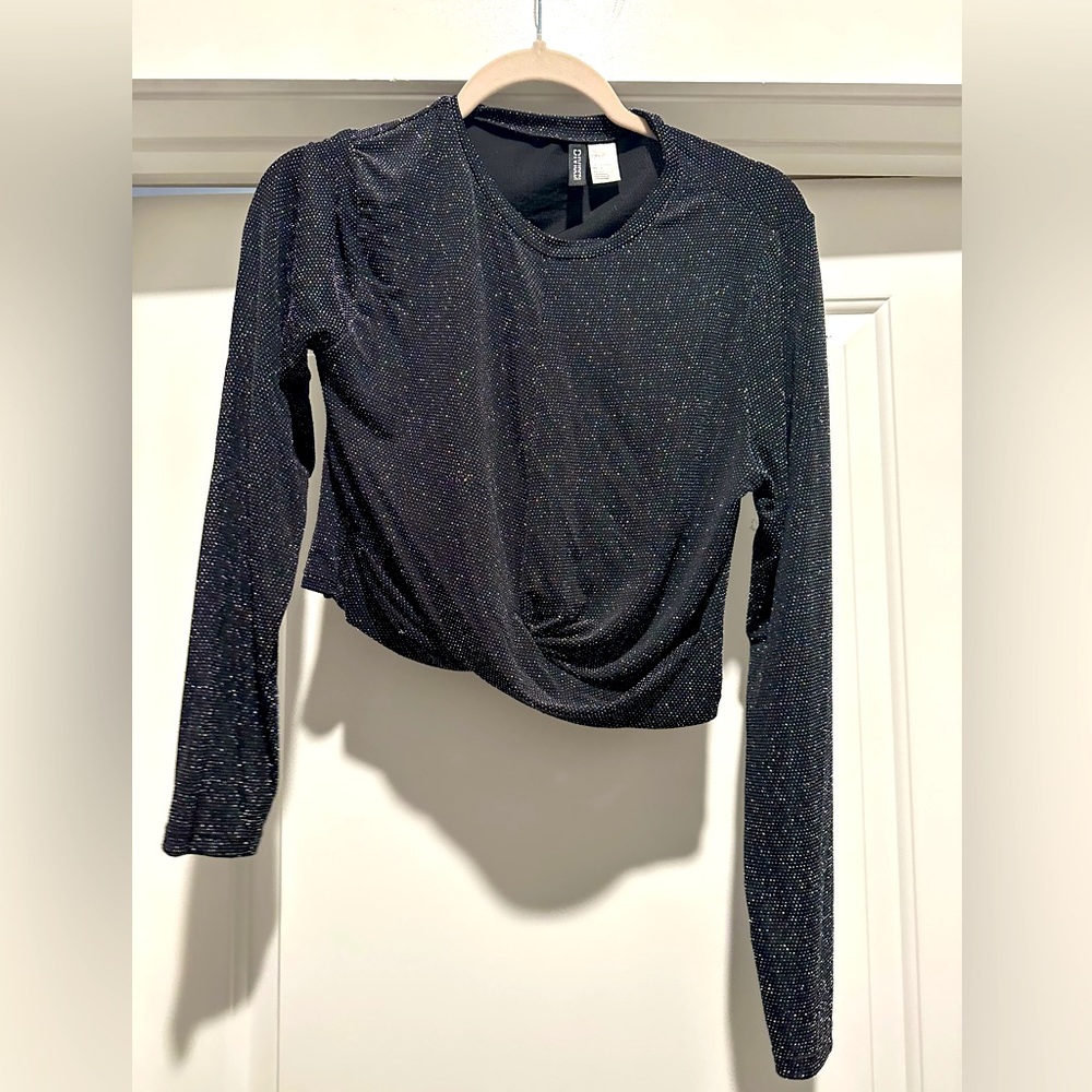 Long sleeve crop top